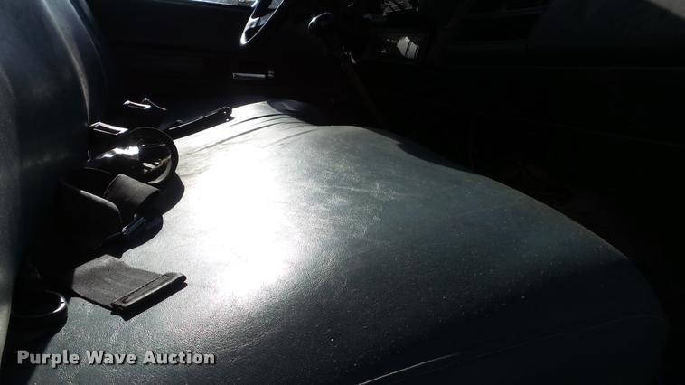 image for item DB2753 2001 GMC C7500 dump flatbed truck