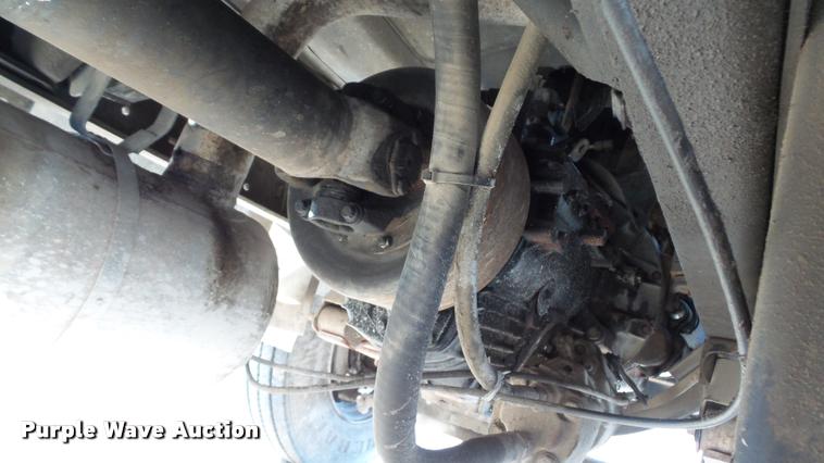 image for item DB2753 2001 GMC C7500 dump flatbed truck