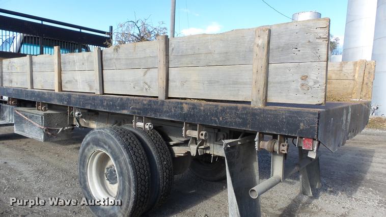 image for item DB2753 2001 GMC C7500 dump flatbed truck