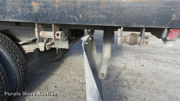 image for item DB2753 2001 GMC C7500 dump flatbed truck