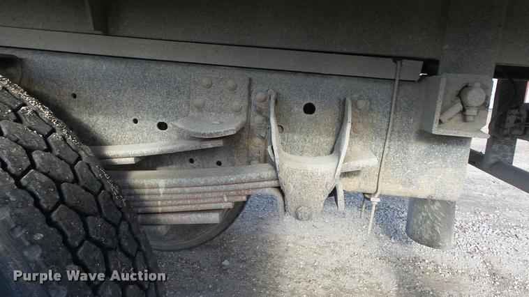 image for item DB2753 2001 GMC C7500 dump flatbed truck