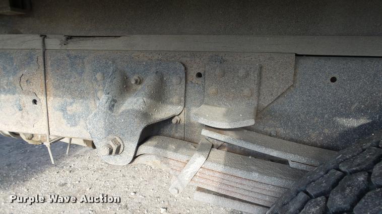 image for item DB2753 2001 GMC C7500 dump flatbed truck