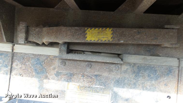 image for item DB2753 2001 GMC C7500 dump flatbed truck