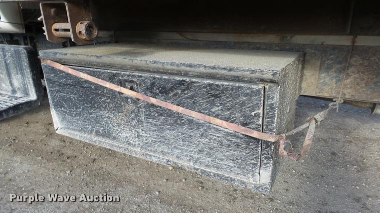 image for item DB2753 2001 GMC C7500 dump flatbed truck