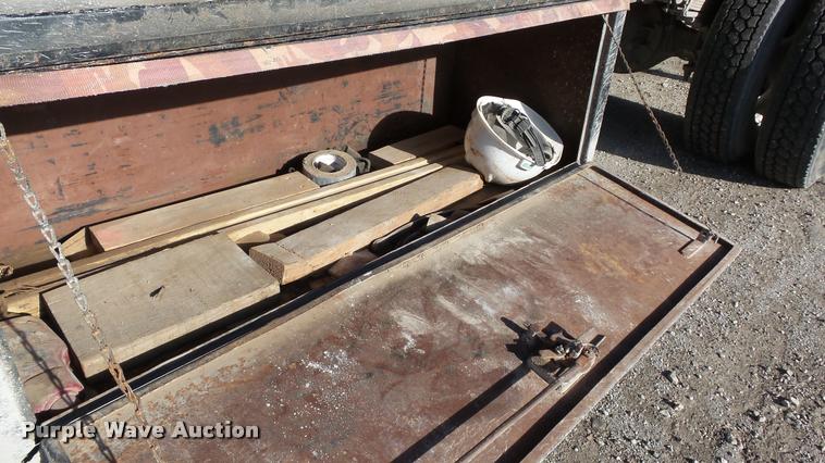 image for item DB2753 2001 GMC C7500 dump flatbed truck