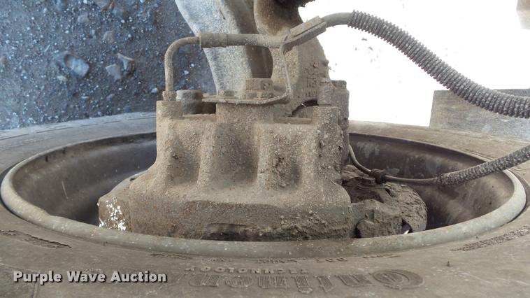 image for item DB2753 2001 GMC C7500 dump flatbed truck