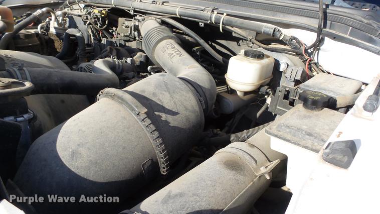 image for item DB2754 2000 Ford F350 Super Duty SuperCab utility truck