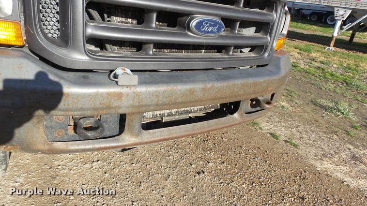 image for item DB2754 2000 Ford F350 Super Duty SuperCab utility truck