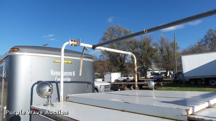 image for item DB2754 2000 Ford F350 Super Duty SuperCab utility truck