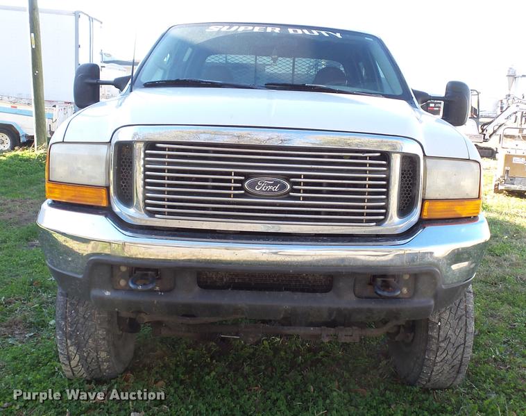 image for item DB2755 2000 Ford F250 Super Duty Crew Cab pickup truck
