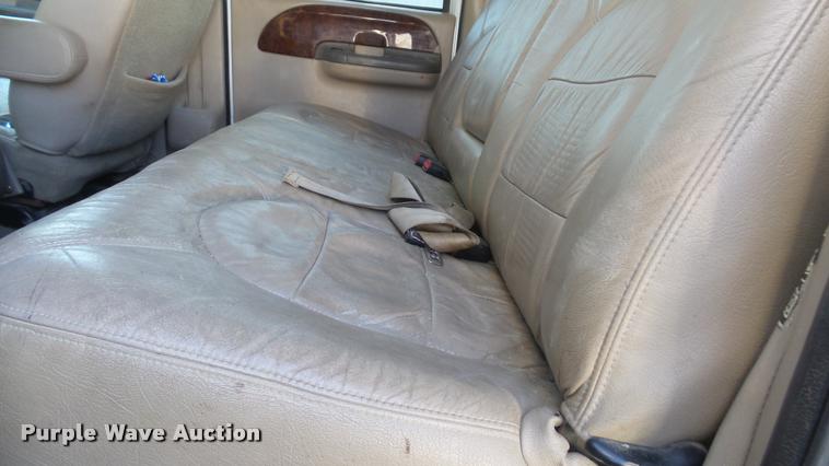 image for item DB2755 2000 Ford F250 Super Duty Crew Cab pickup truck