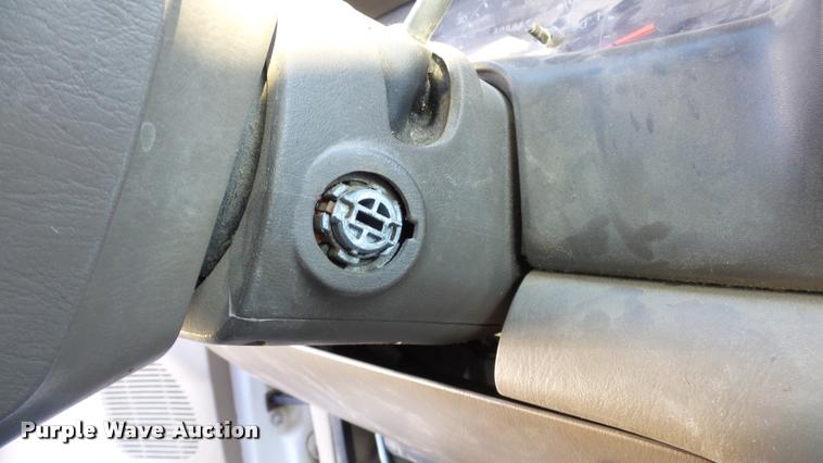 image for item DB2755 2000 Ford F250 Super Duty Crew Cab pickup truck