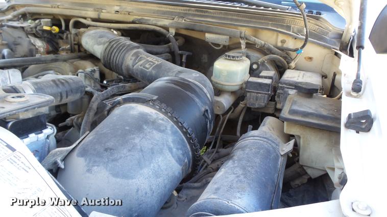 image for item DB2755 2000 Ford F250 Super Duty Crew Cab pickup truck