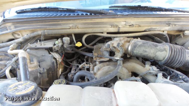 image for item DB2755 2000 Ford F250 Super Duty Crew Cab pickup truck