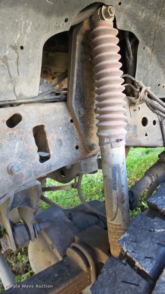 image for item DB2755 2000 Ford F250 Super Duty Crew Cab pickup truck