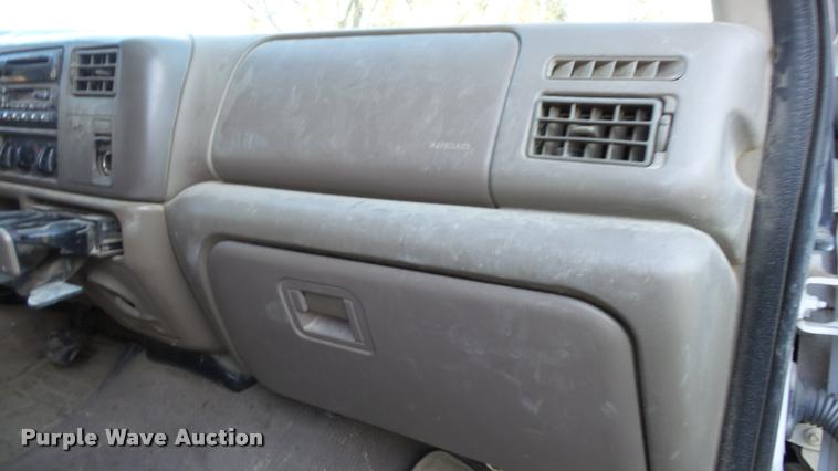 image for item DB2755 2000 Ford F250 Super Duty Crew Cab pickup truck