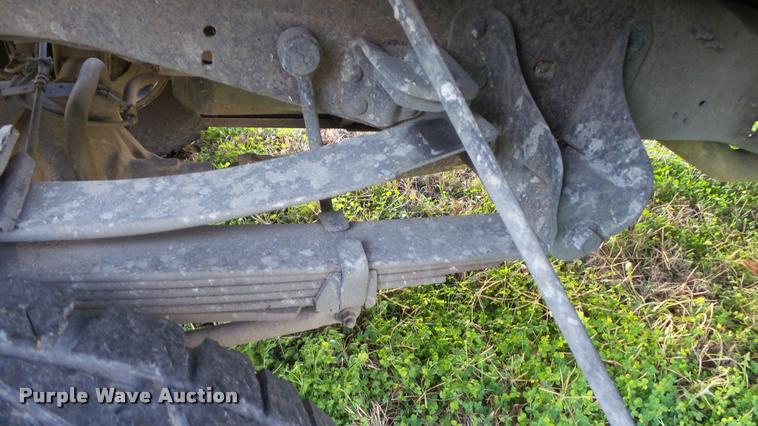 image for item DB2755 2000 Ford F250 Super Duty Crew Cab pickup truck