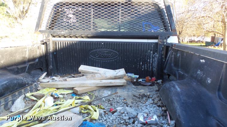 image for item DB2755 2000 Ford F250 Super Duty Crew Cab pickup truck