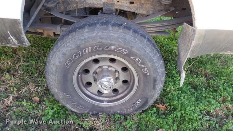 image for item DB2755 2000 Ford F250 Super Duty Crew Cab pickup truck