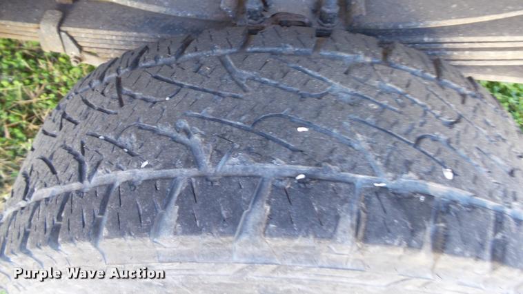 image for item DB2755 2000 Ford F250 Super Duty Crew Cab pickup truck