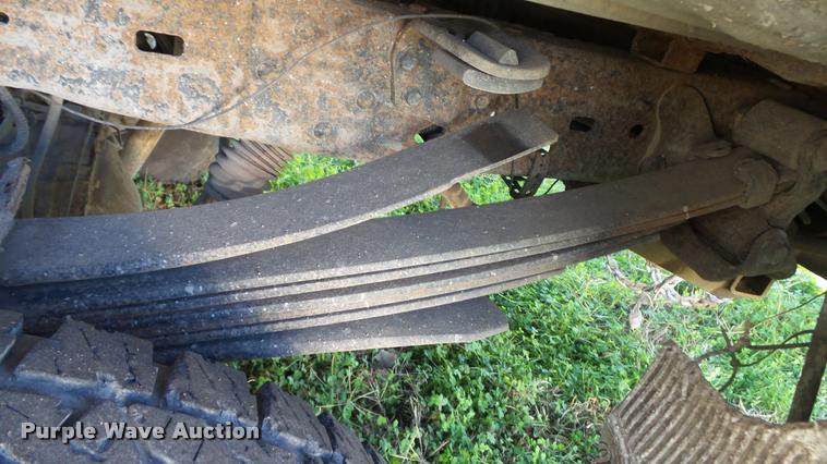 image for item DB2755 2000 Ford F250 Super Duty Crew Cab pickup truck