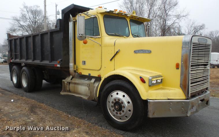 image for item DB2856 1987 Freightliner FLC-64T dump truck