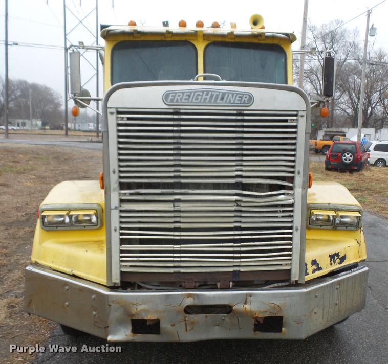 image for item DB2856 1987 Freightliner FLC-64T dump truck