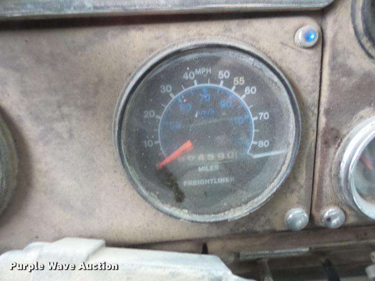 image for item DB2856 1987 Freightliner FLC-64T dump truck