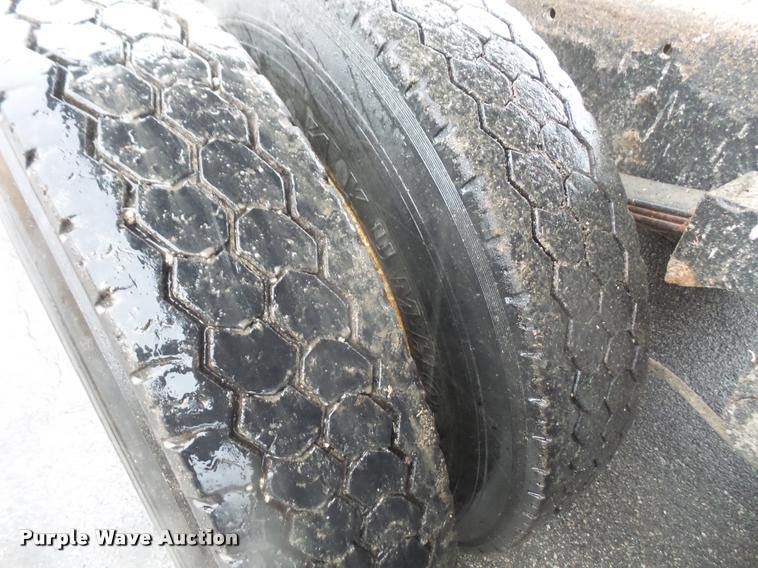 image for item DB2856 1987 Freightliner FLC-64T dump truck