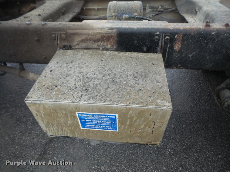 image for item DB2856 1987 Freightliner FLC-64T dump truck