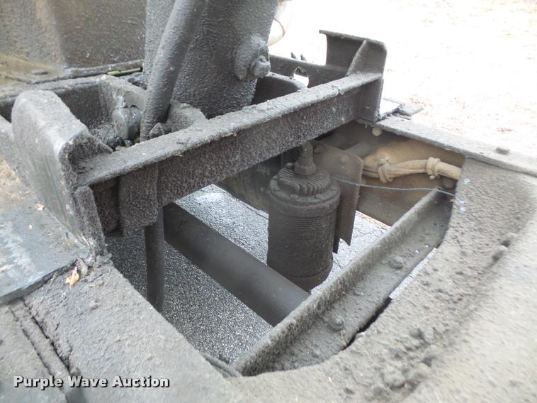 image for item DB2856 1987 Freightliner FLC-64T dump truck