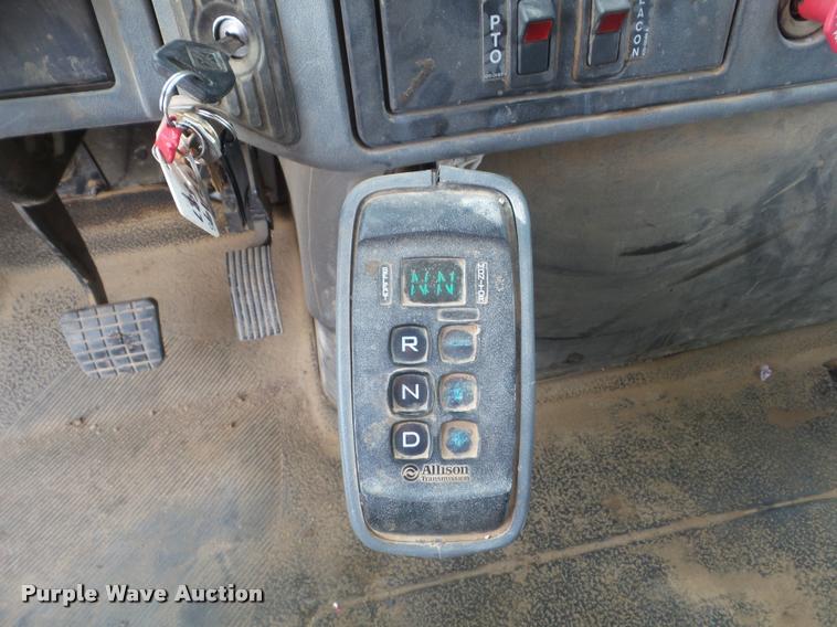 image for item DB3571 2008 International DuraStar 4300 bucket truck