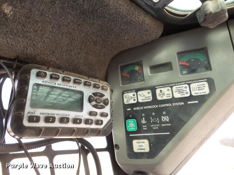 image for item DB5394 2001 Bobcat 773 Turbo skid steer