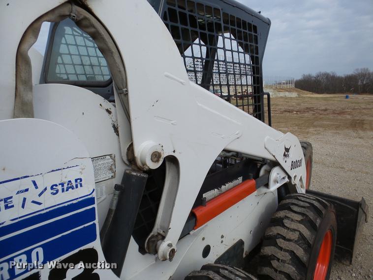 image for item DB5394 2001 Bobcat 773 Turbo skid steer