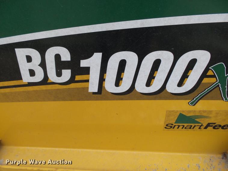 image for item J8999 2010 Vermeer BC1000XL wood chipper