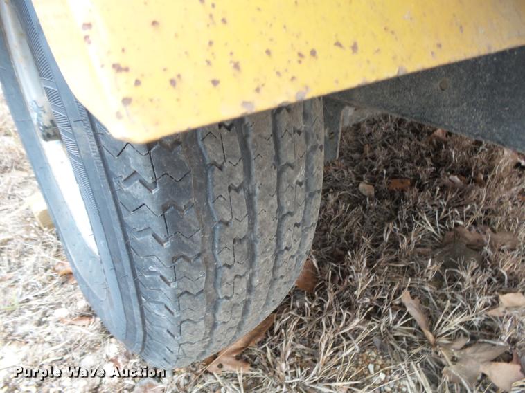 image for item J8999 2010 Vermeer BC1000XL wood chipper