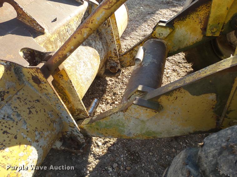 image for item K1001 Caterpillar 910 wheel loader