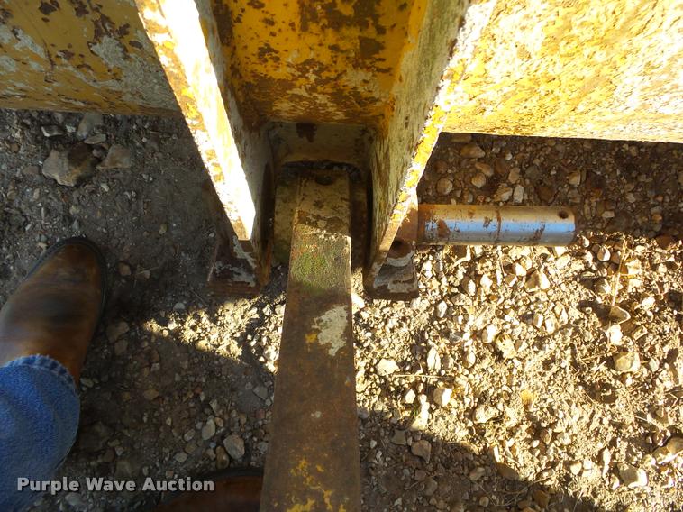 image for item K1001 Caterpillar 910 wheel loader