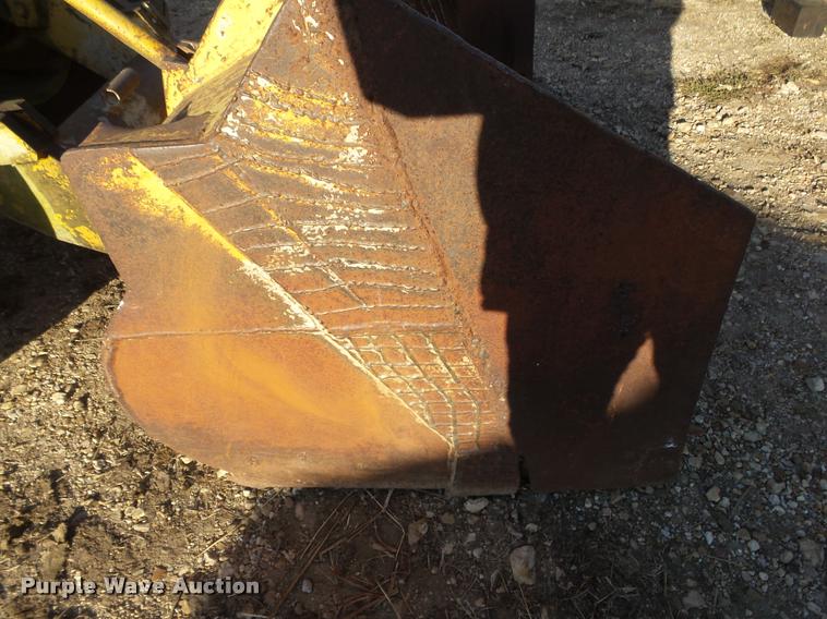 image for item K1001 Caterpillar 910 wheel loader