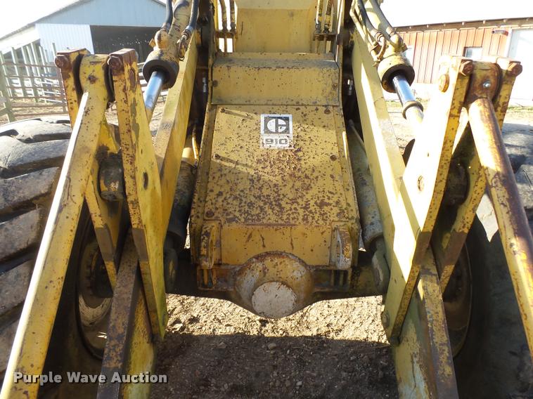 image for item K1001 Caterpillar 910 wheel loader
