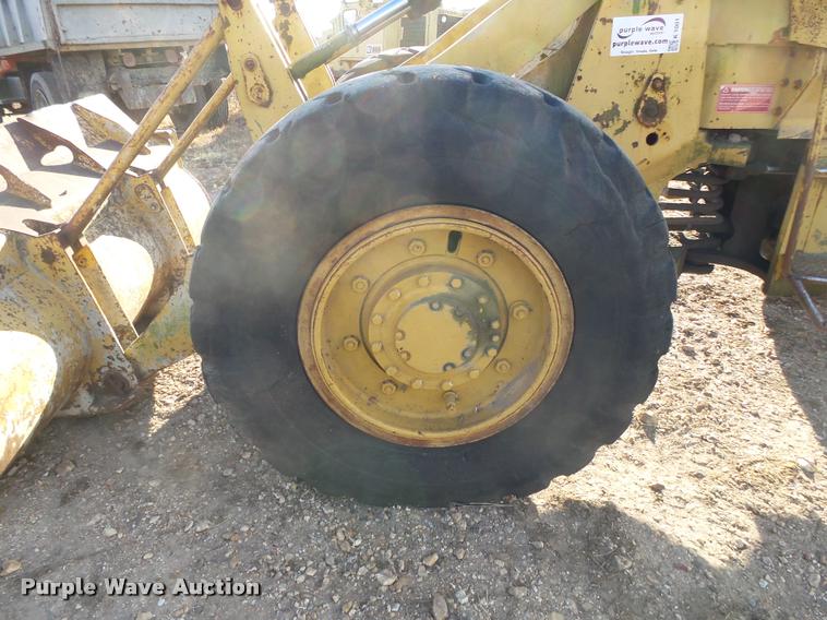 image for item K1001 Caterpillar 910 wheel loader