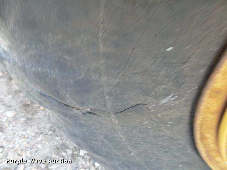 image for item K1001 Caterpillar 910 wheel loader