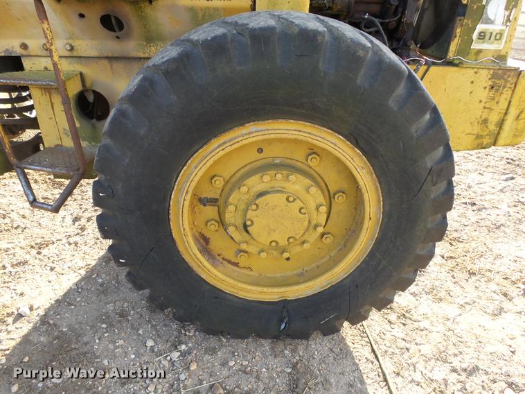image for item K1001 Caterpillar 910 wheel loader