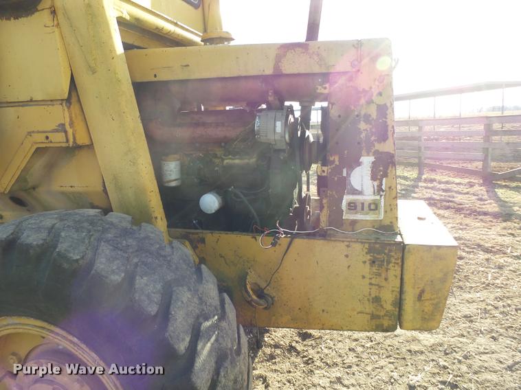 image for item K1001 Caterpillar 910 wheel loader