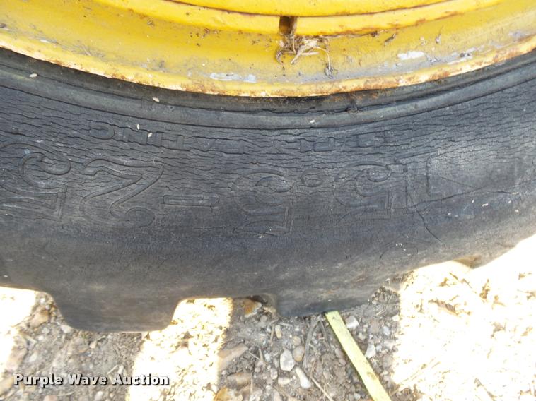 image for item K1001 Caterpillar 910 wheel loader