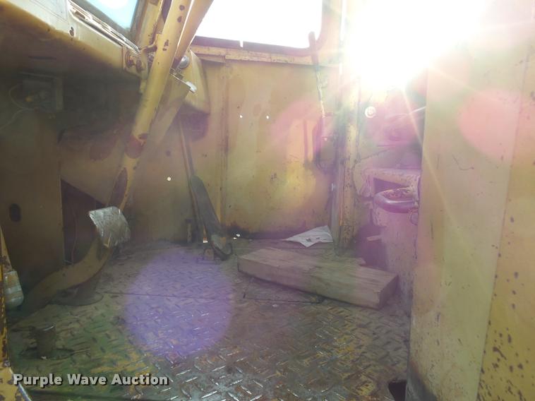 image for item K1001 Caterpillar 910 wheel loader