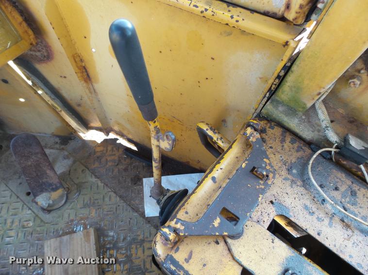 image for item K1001 Caterpillar 910 wheel loader