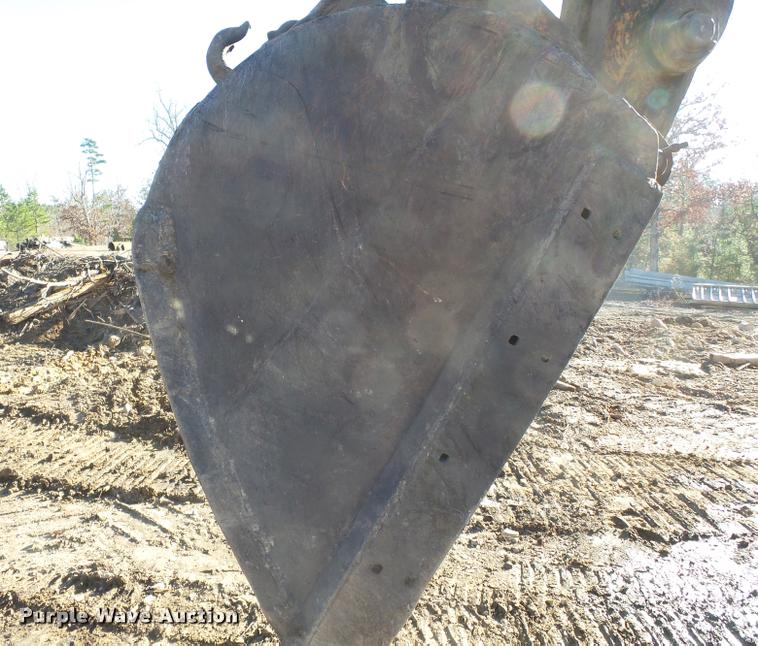 image for item K3411 1977 John Deere 690B excavator