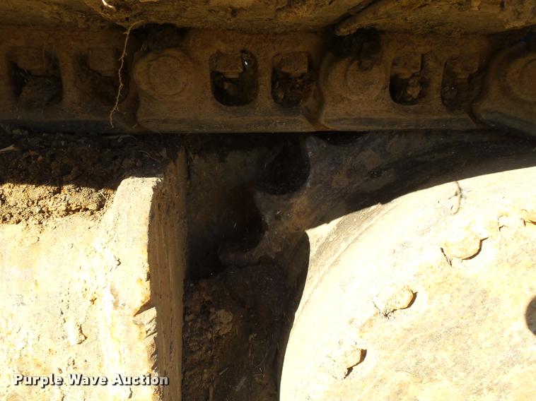 image for item K3411 1977 John Deere 690B excavator