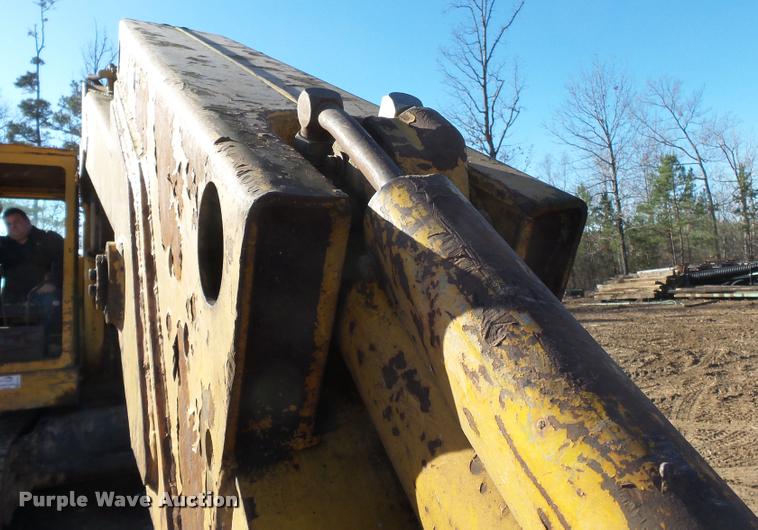 image for item K3411 1977 John Deere 690B excavator